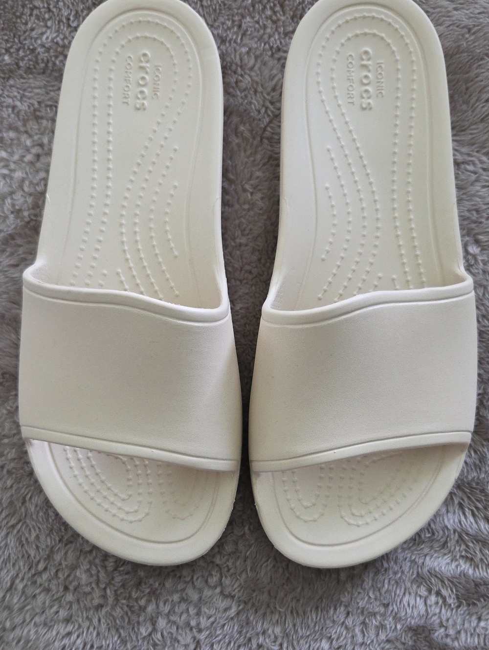 CROCS Women’s Cream Slide Sandals - Simple Pullover Design